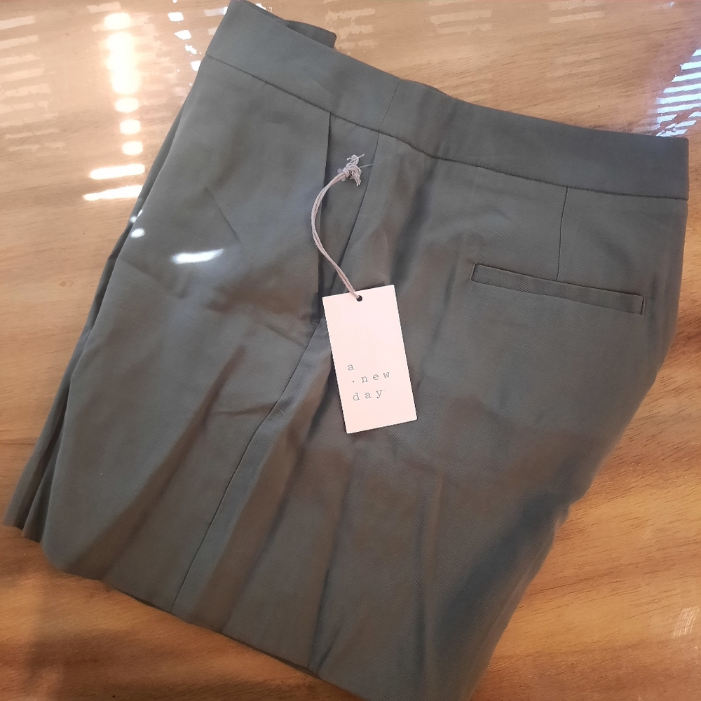 A New Day Olive Green Shorts Size 6